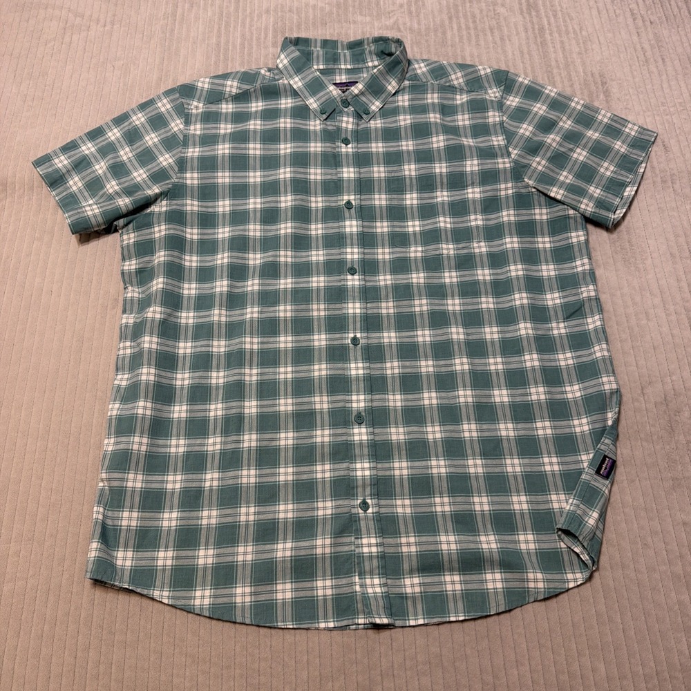 Patagonia Shirt Mens XL Blue Green Plaid Organic Cotton Short Sleeve Button Up